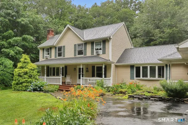 11 Brookside Court, East Hampton, CT 06424
