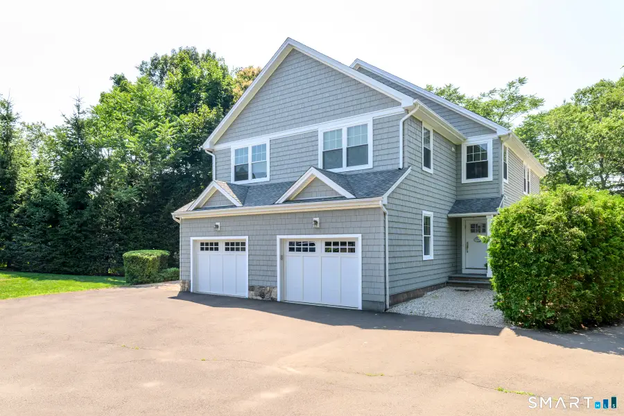 4 Caryns Way #A, Norwalk, CT 06851 - #3