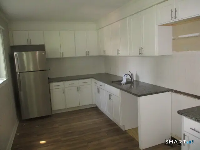 28 Trowbridge Street, Waterbury, CT 06710 - #3