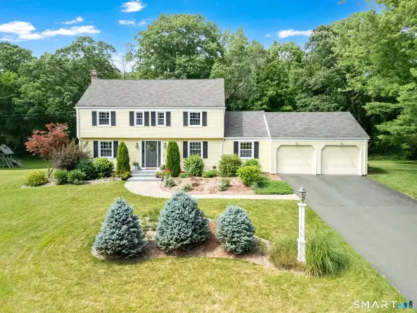 4 Lincoln Lane, Simsbury, CT 06089