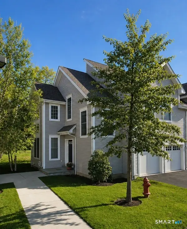34 Copper Square Drive #34, Bethel, CT 06801