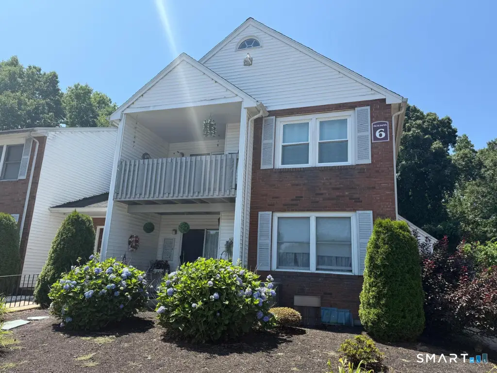6 Concorde Way #B4, Windsor Locks, CT 06096 - #1