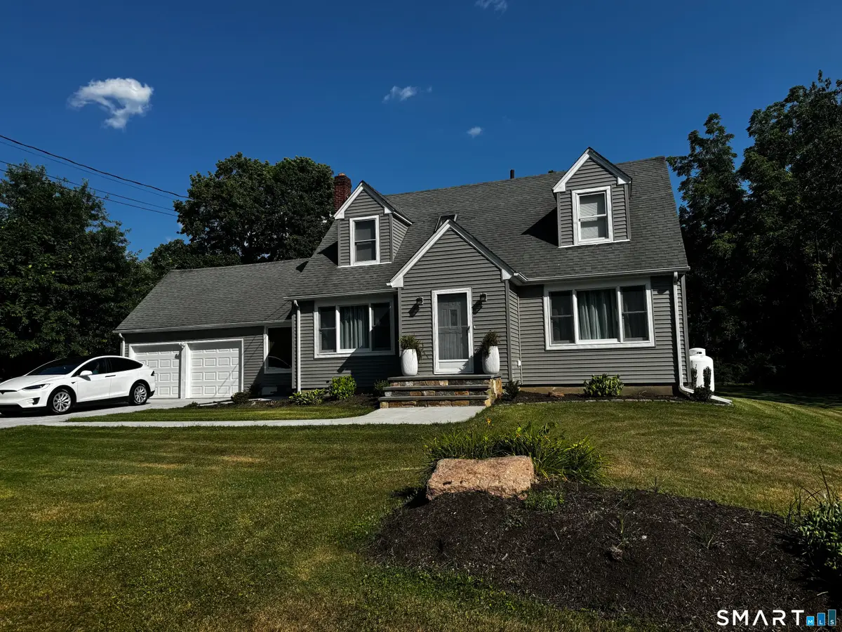 17 Anthony Place, Trumbull, CT 06611 - #1