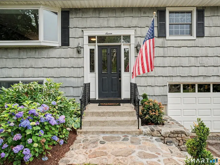 7 Wheeler Drive, Danbury, CT 06811 - #3