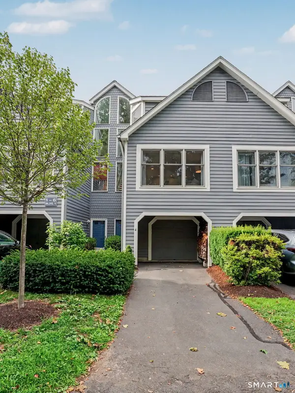 4 Fawn Ridge Lane #4, Wilton, CT 06897