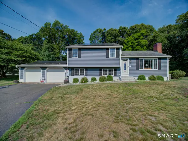 34 Roberta Road, North Haven, CT 06473