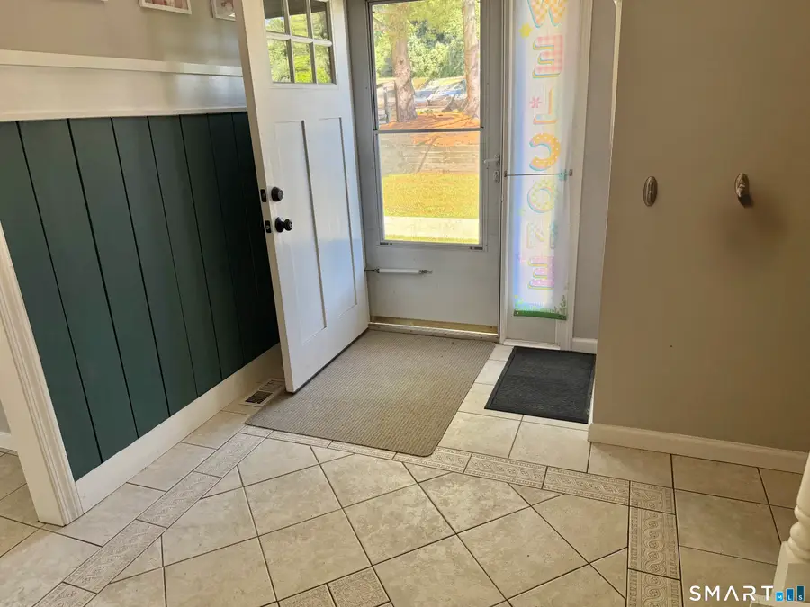11 Lilac Drive #B, Seymour, CT 06483 - #3