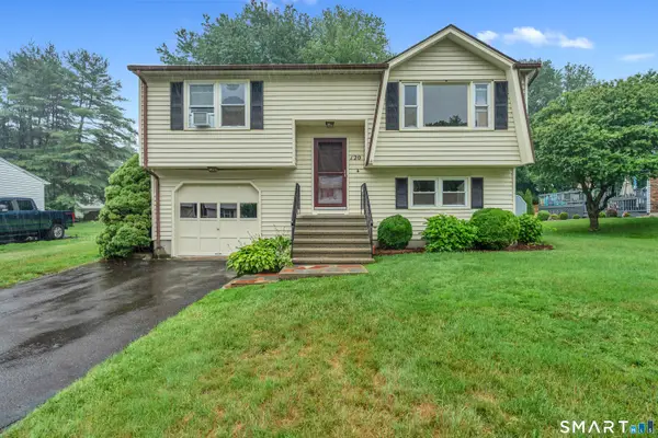 120 Fairway Drive, Meriden, CT 06450