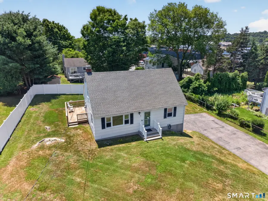 8 Pleasant Street, Mystic, CT 06355 - #3