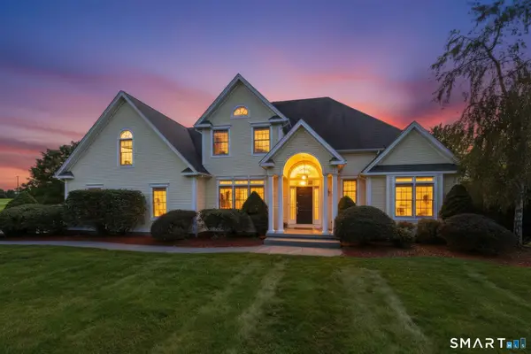 29 Halladay Avenue West, Suffield, CT 06078