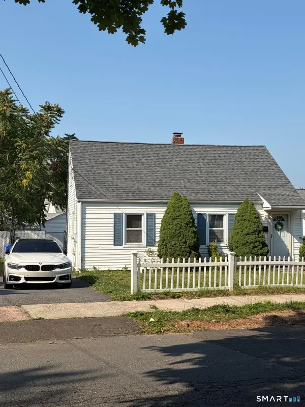 25 Palmer Avenue, Hamden, CT 06514