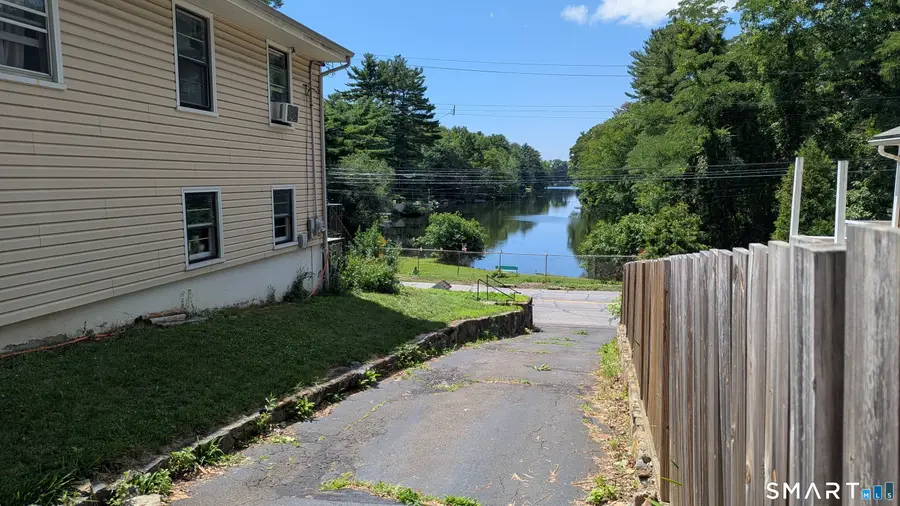 282 Lakeside Drive, Bridgeport, CT 06606 - #2