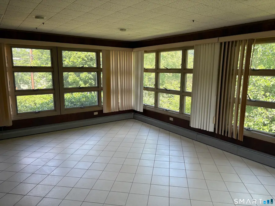 18 Four Rod Road, Hamden, CT 06514 - #3