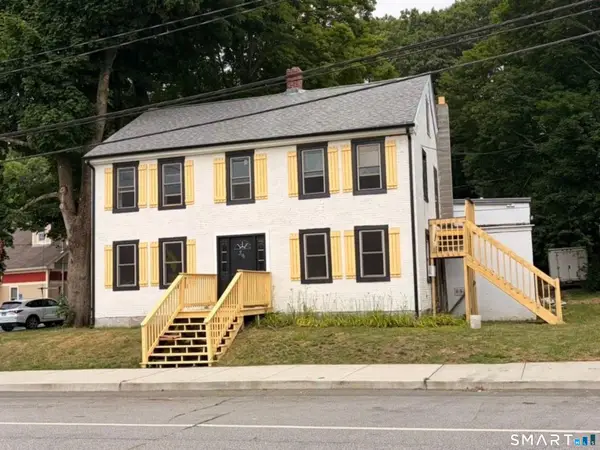 36 South Main Street, Putnam, CT 06260