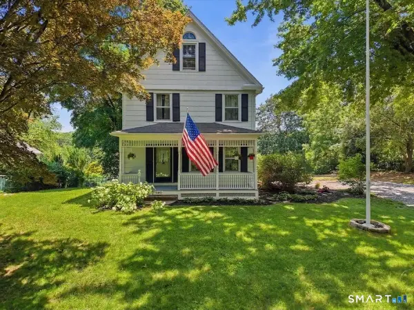 161 Old Norwich Road, Waterford, CT 06375