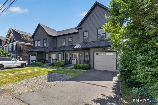 79 Thorpe Street #79, Fairfield, CT 06824