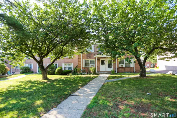 1060 East Main Street #14-D, Stamford, CT 06902
