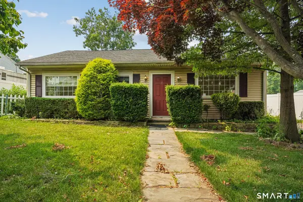 17 Charles Street, Stamford, CT 06902