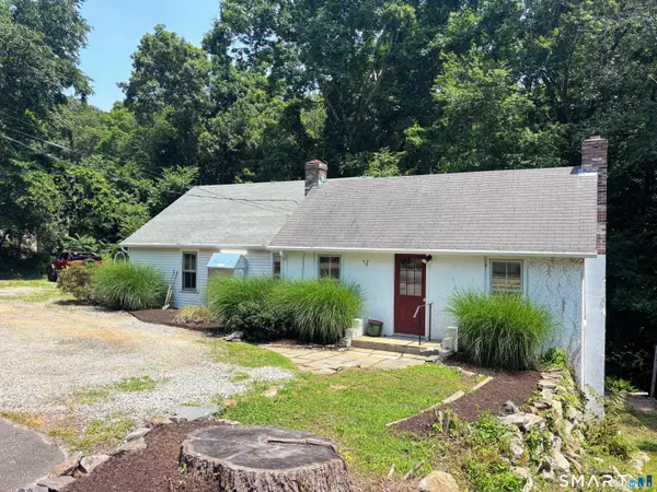 13 Lynn Road, Essex, CT 06442