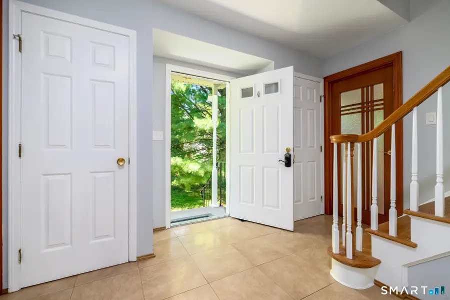 26 Marva Lane, Stamford, CT 06903 - #2