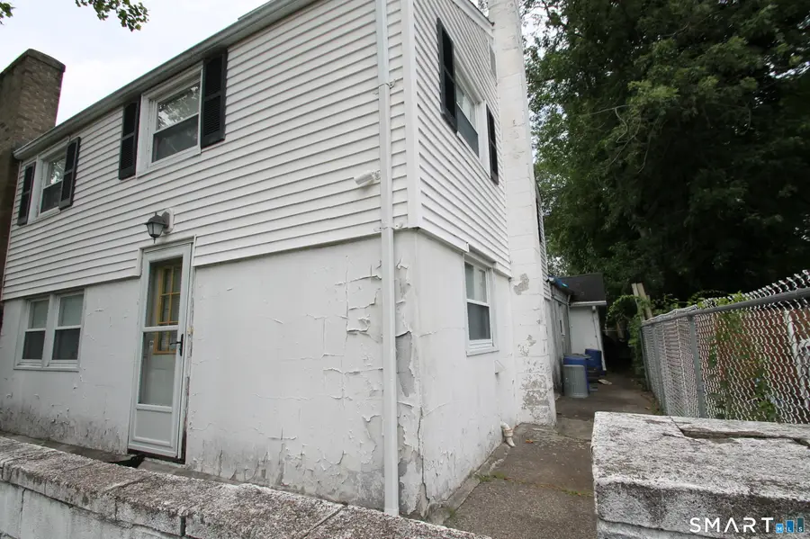 140 Yarwood Street, Stratford, CT 06615 - #3