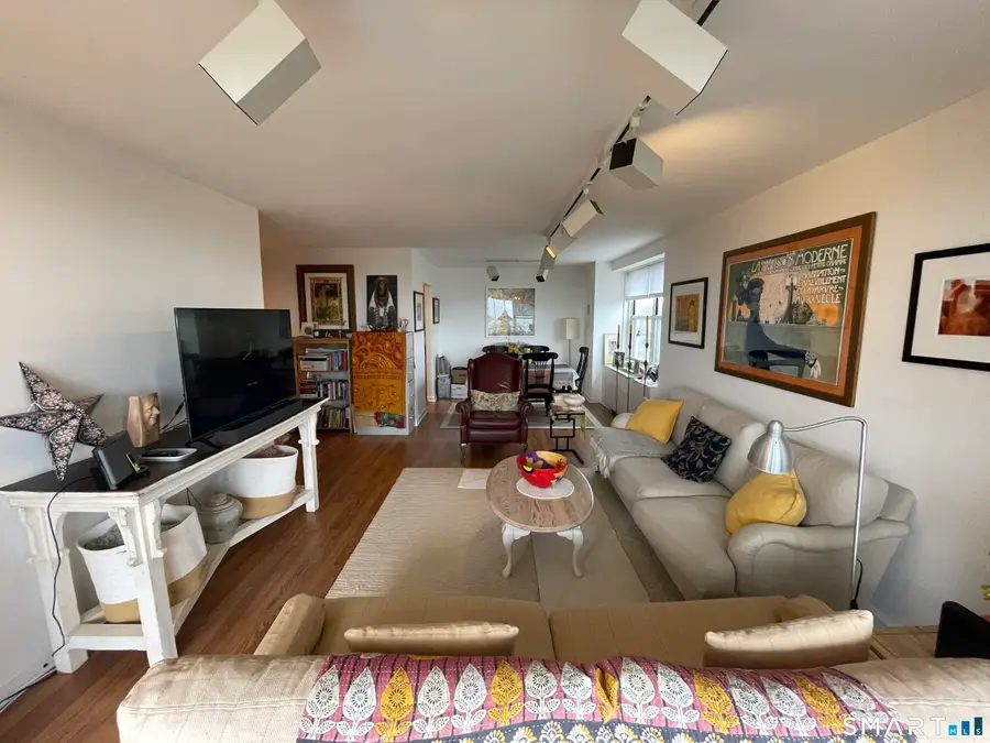 2625 Park Avenue #11P, Bridgeport, CT 06604 - #3