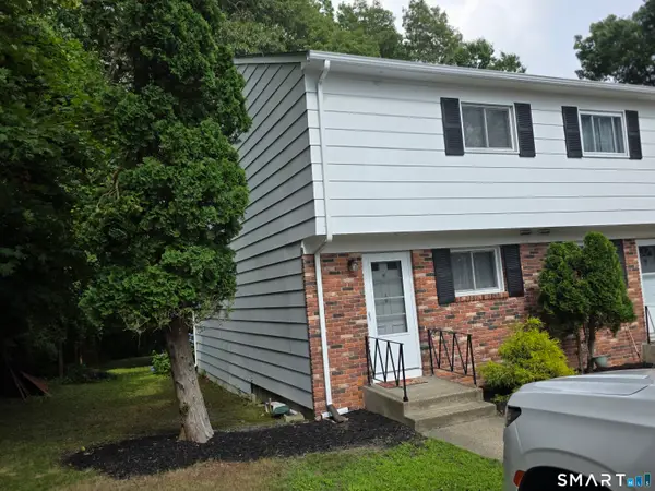 60 Skyline Drive #D, Montville, CT 06382