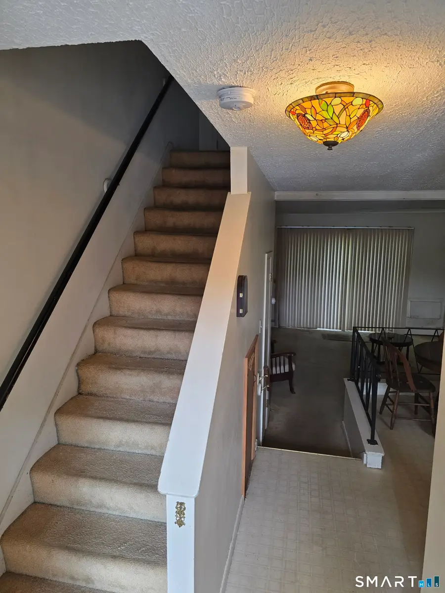 60 Skyline Drive #D, Uncasville, CT 06382 - #2