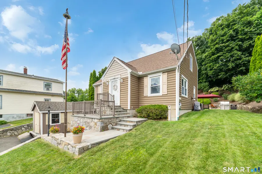 39 Morris Avenue, Trumbull, CT 06611 - #3