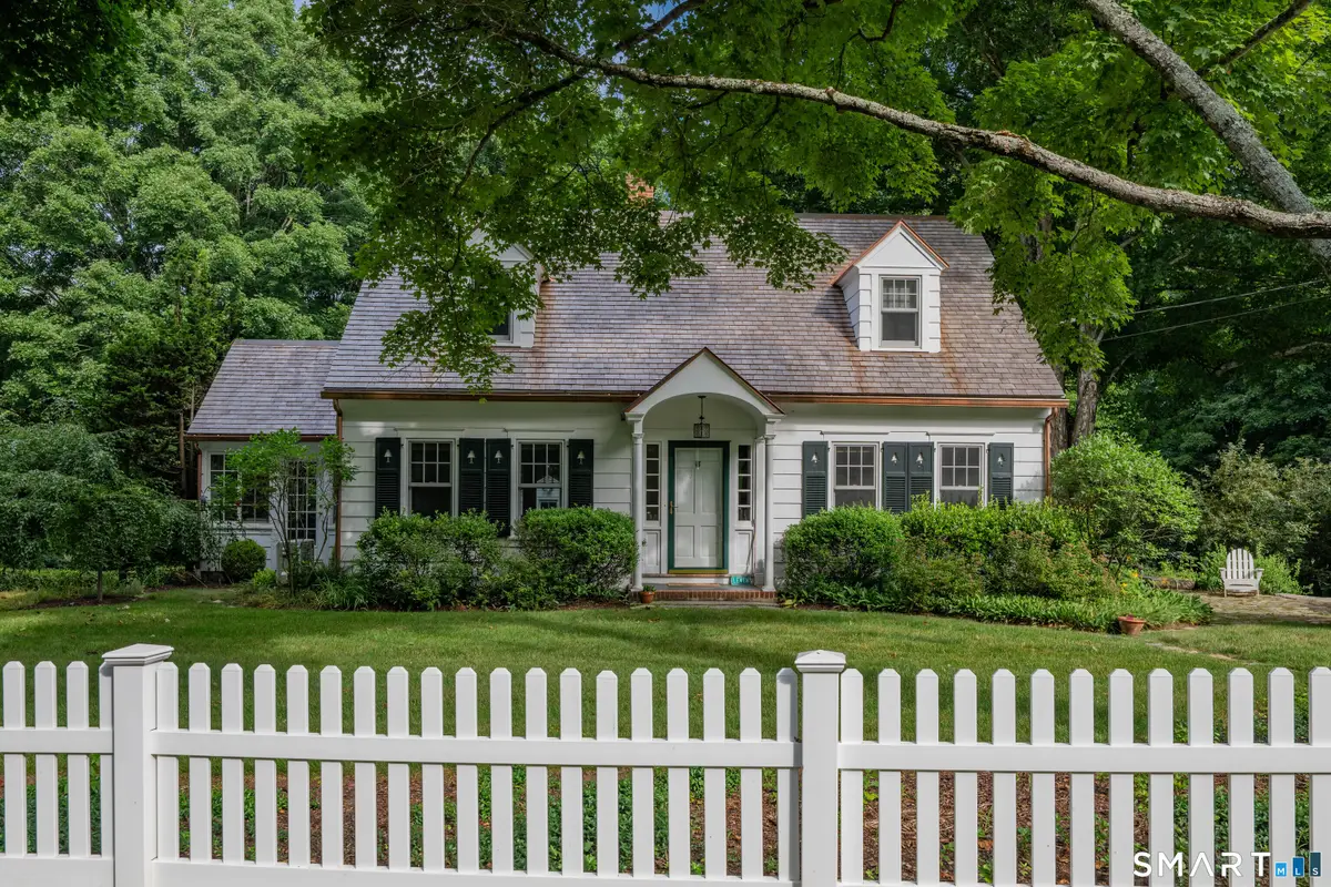 31 Mountain Road, Woodbury, CT 06798 - #1