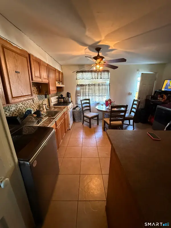 197 Court D #Building 39, Bridgeport, CT 06610
