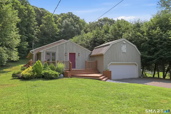10 Satterlee Road, New Fairfield, CT 06812