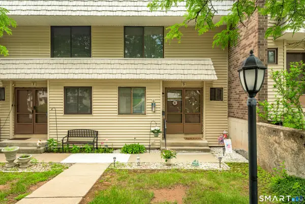 9 Hemlock Court #9, Cromwell, CT 06416