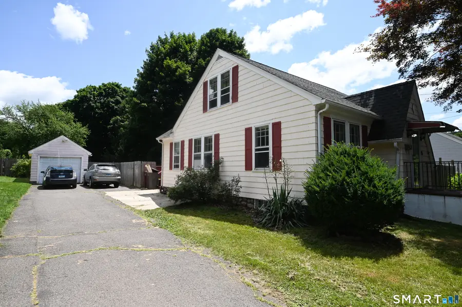 26 Laurel Avenue, Naugatuck, CT 06770 - #2