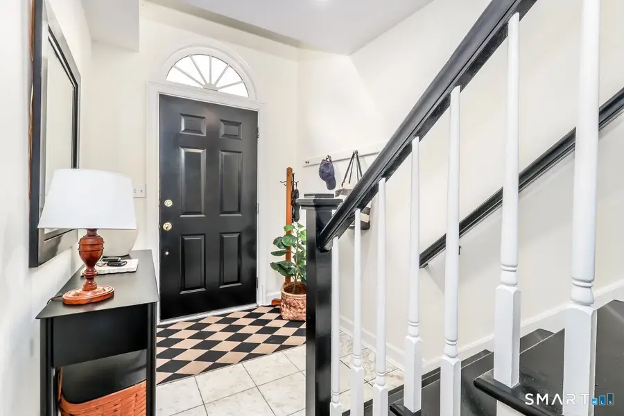 82 Bywatyr Lane #82, Bridgeport, CT 06605 - #3