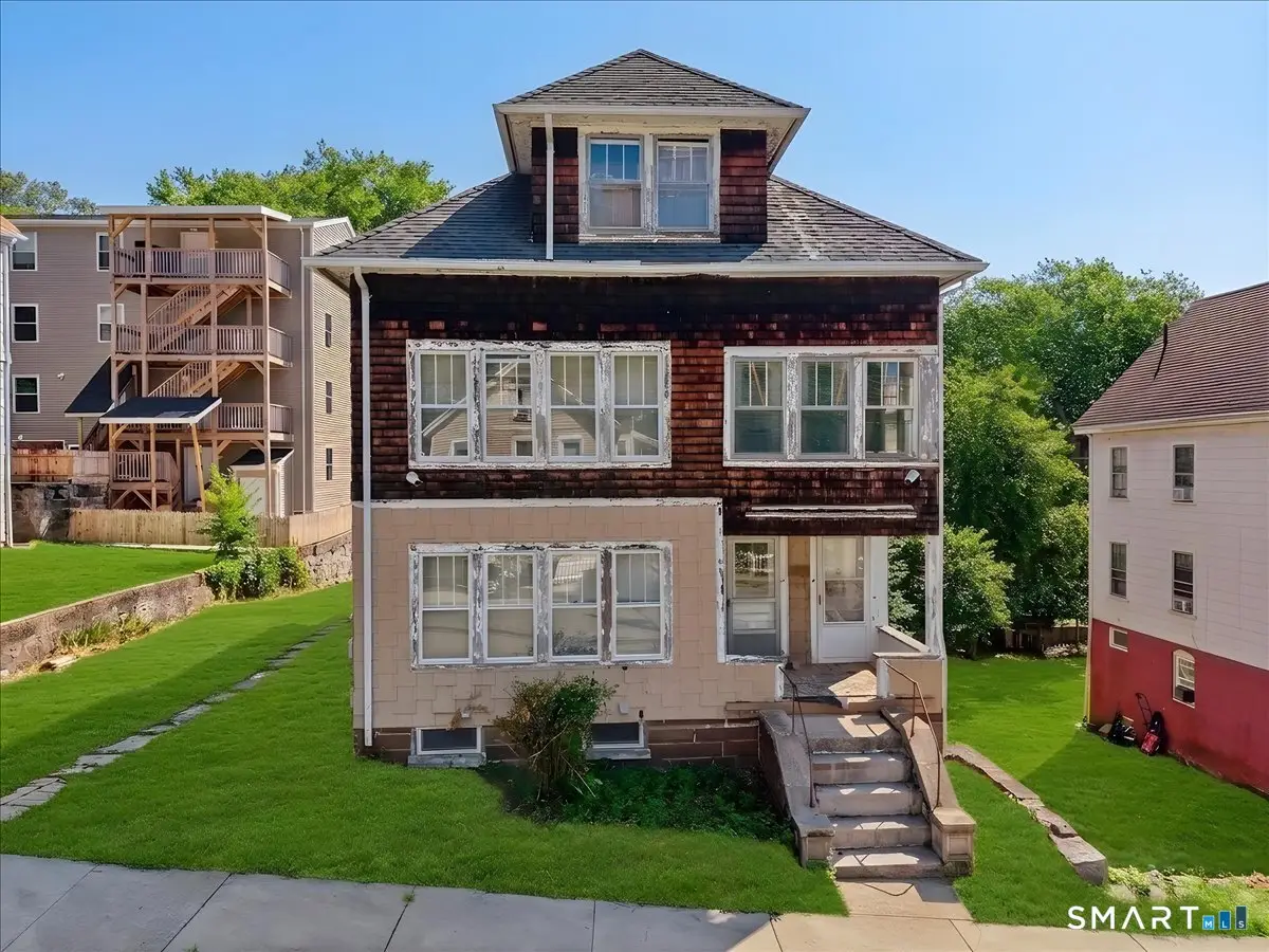 205 Crystal Avenue, New London, CT 06320 - #1