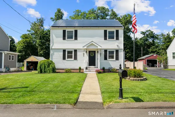 28 Macarthur Road, North Haven, CT 06473