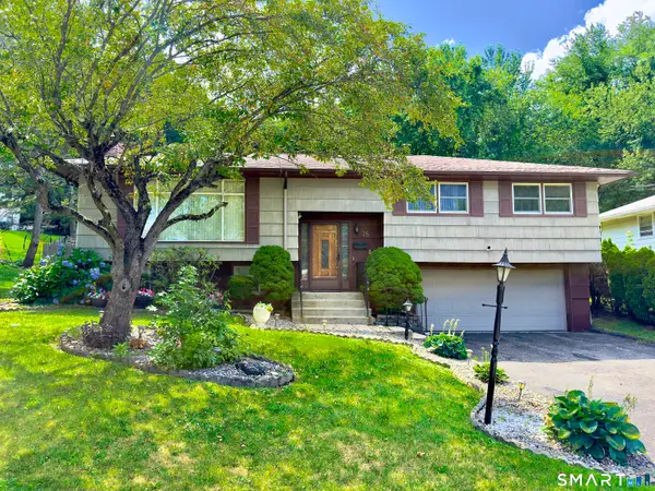 25 Greenfield Avenue, Waterbury, CT 06708