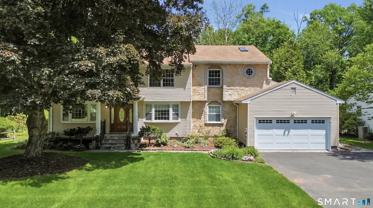 36 Willowbrook Road, West Hartford, CT 06107 - #1