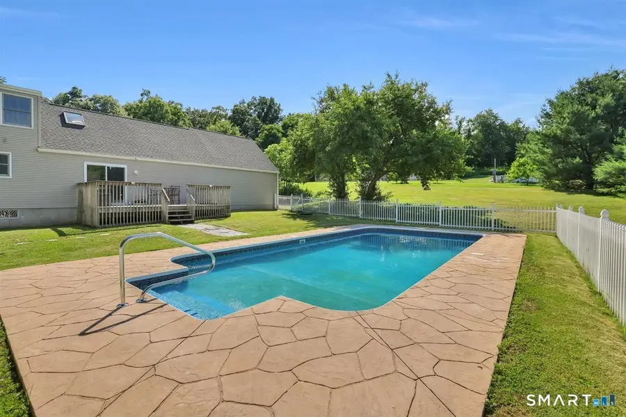 28 Mcnabola Lane, Wallingford, CT 06492 - #3