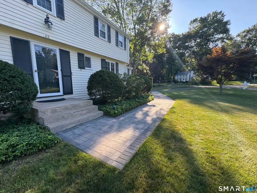 28 Crestwood Road, Simsbury, CT 06070 - #3