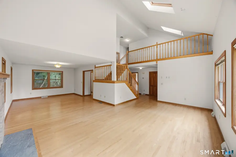8 Margaret Terrace, Wolcott, CT 06716 - #2