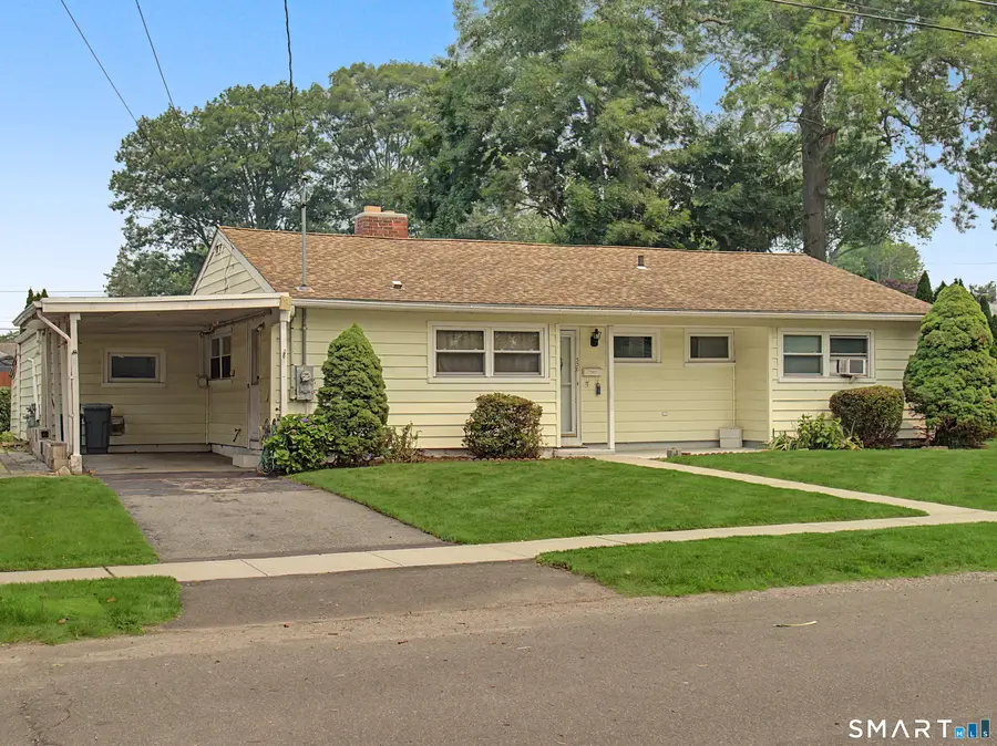 330 Hollywood Avenue, Stratford, CT 06614 - #2