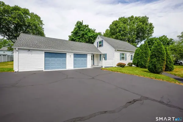 93 Pool Road, North Haven, CT 06473