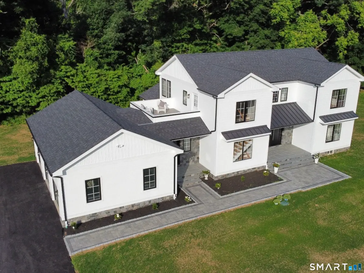 539-A Boston Street, Guilford, CT 06437 - #1