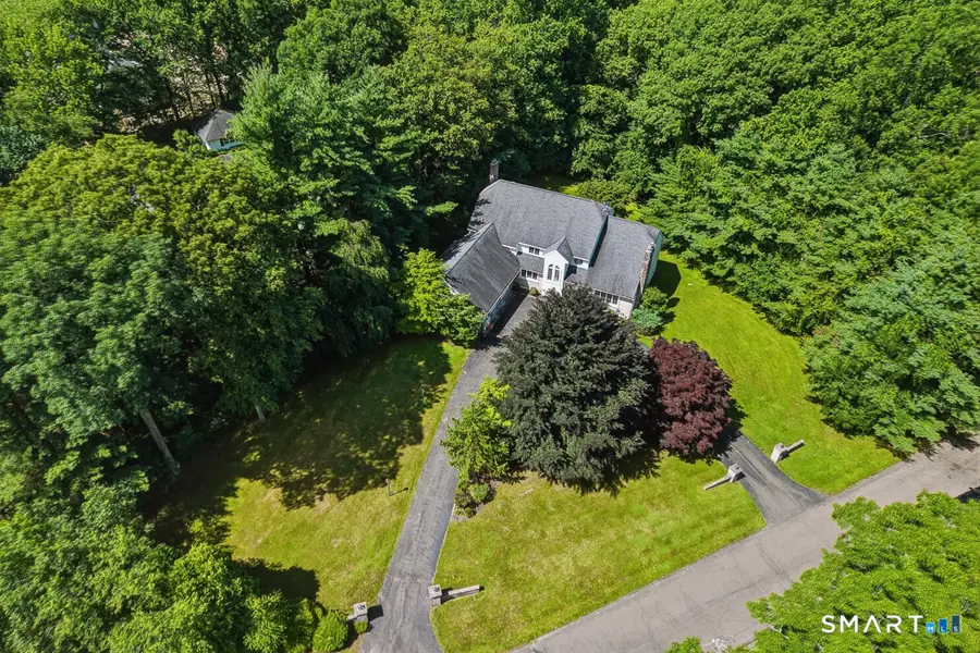 30 Grouse Lane, Woodbridge, CT 06525 - #2