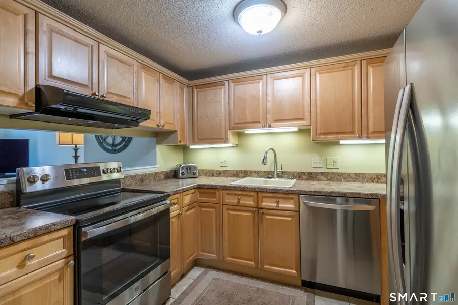 3 Dutton Place Way #3, Glastonbury, CT 06033 - #2