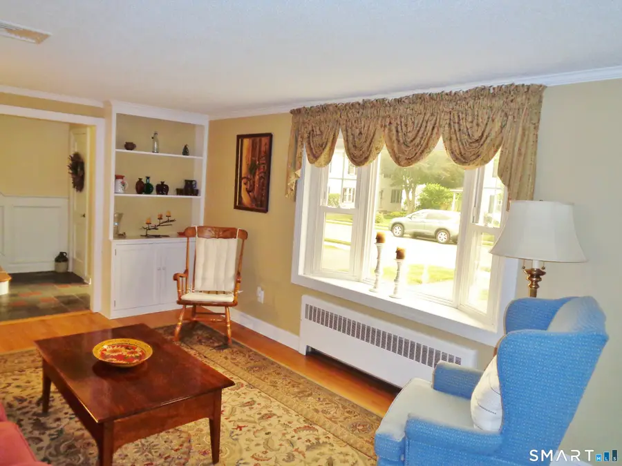 22 Scarborough Road, Manchester, CT 06040 - #2