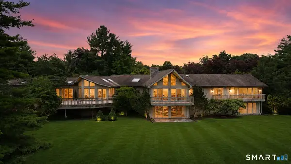 4 Aspetuck Hill Lane, Weston, CT 06883