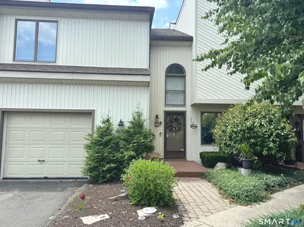12 Spindle Hill Road #8G, Wolcott, CT 06716